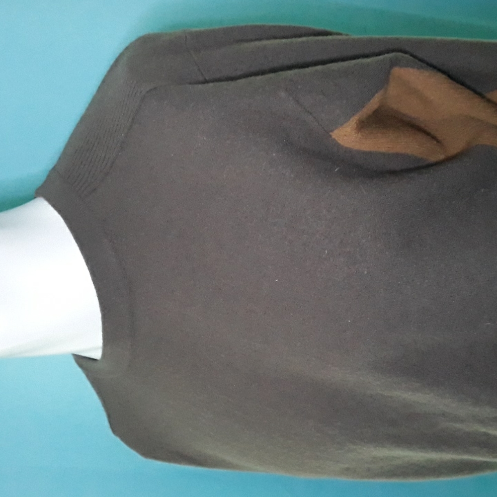 Cloudveil mens dark brown and light brown crewneck sweater. Large
